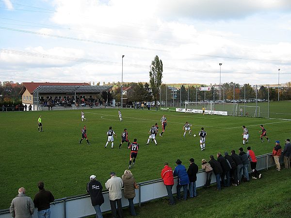 Kunstrasenplatz Hollenbach am Vereinsheim