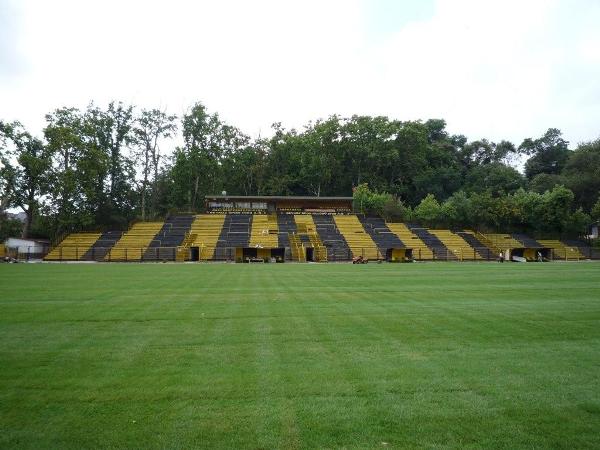 Alemdağ Stadyumu
